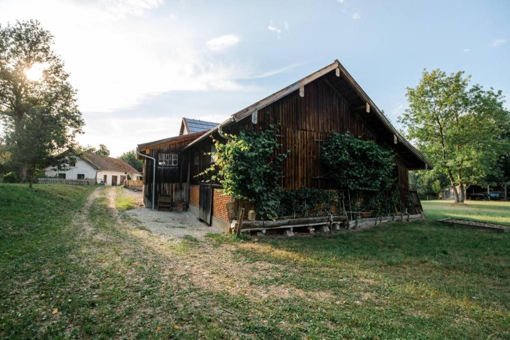 Veranstaltungszentrum Pruehmuehle Mit Schlafplaetzen Vila Eggenfelden Exterior foto